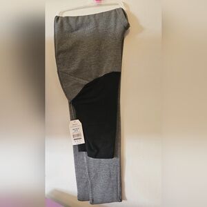 NWT Gray Maternity Leggings size XS 0-2 pregnancy pants XS